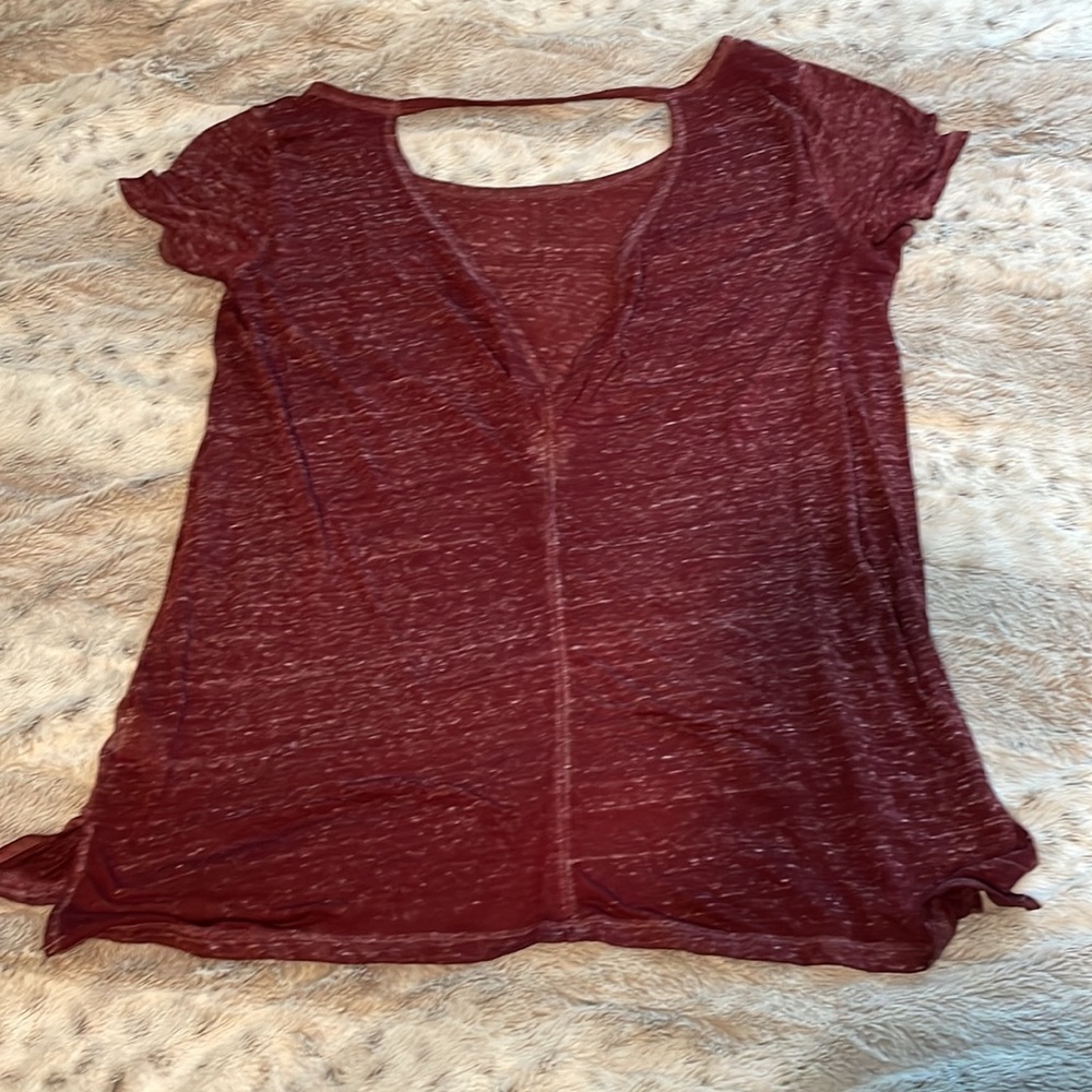 T-Shirt - Picture 3 of 5